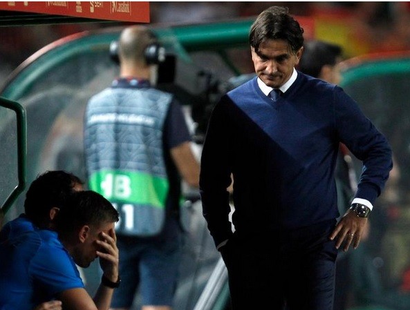 Thảm bại 0-6, HLV ĐT Croatia đổ lỗi cho… chấn thương HLV Zlatko Dalic của ĐT Croatia.