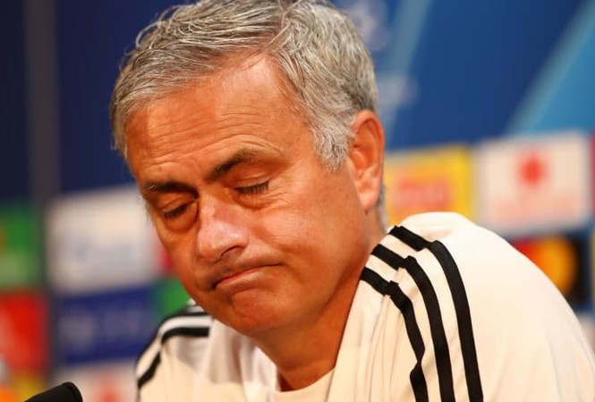 Đại chiến Valencia, M.U vắng 4 ngôi sao HLV Mourinho đối mặt những áp lực cực lớn.