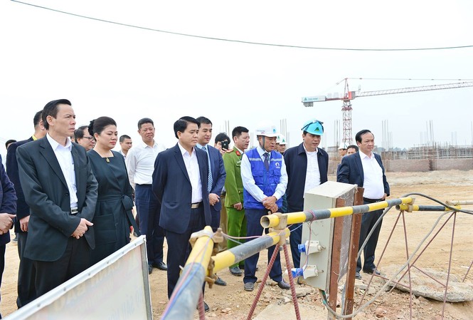 Nhà máy nước mặt sông Đuống sẽ hoàn thành vào tháng 10 Lãnh đạo TP Hà Nội tại buổi kiểm tra tiến độ dự án nhà máy nước mặt sông Đuống