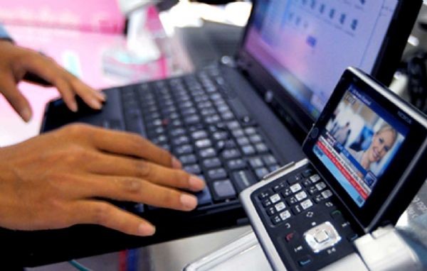 Kiến nghị giảm thuế cho doanh nghiệp công nghệ thông tin Kiến nghị giảm thuế cho doanh nghiệp công nghệ thông tin