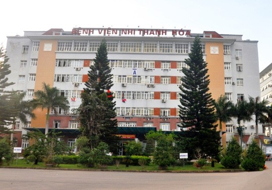 Hãi hùng phát hiện thi thể phân hủy ở lan can bệnh viện Bệnh viện Nhi Thanh Hóa. Ảnh: Người lao động