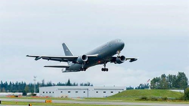 Không quân Mỹ phát triển máy bay tiếp nhiên liệu có khả năng tàng hình Không quân Mỹ phát triển máy bay tiếp nhiên liệu có khả năng tàng hình