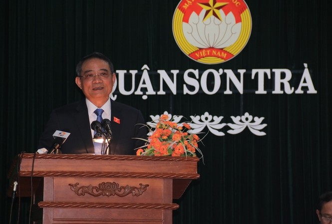 Bí thư Đà Nẵng trả lời cử tri về mức kỷ luật ông Huỳnh Đức Thơ Ông Trương Quang Nghĩa, Bí thư Thành ủy Đà Nẵng trả lời ý kiến của cử tri tại buổi tiếp xúc.