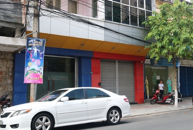 Vũ 'nhôm' rút hết vốn khỏi công ty đã tặng xe, nhà cho ông Nguyễn Xuân Anh Nhà 43 Nguyễn Thái Học (Đà Nẵng) do gia đình ông Nguyễn Xuân Anh sử dụng. Thực chất đây là hai ngôi nhà riêng biệt mang số 43 và 45.