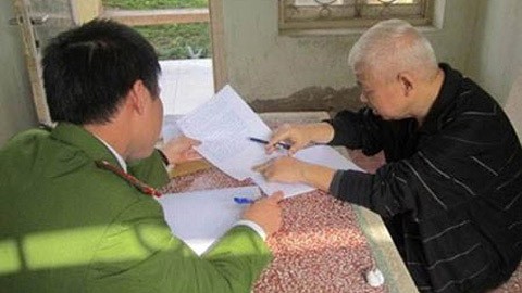 Cuộc sống trong tù của bầu Kiên Bị can Kiên trong trại giam