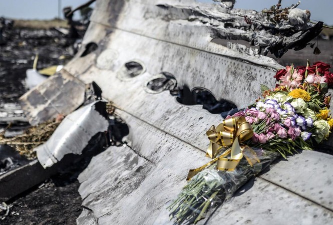 Bắt giữ nghi phạm ám sát điều tra viên vụ MH17 Xác của MH17