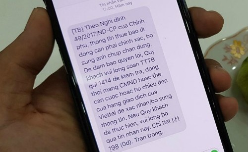 Nhà mạng yêu cầu chủ thuê bao nộp hình chân dung Nhà mạng yêu cầu khách hàng cập nhập hình ảnh và thông tin. Ảnh: TT