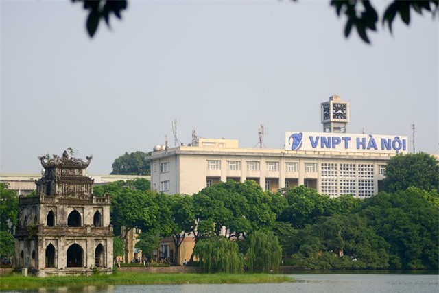 Chủ tịch Hà Nội tiếp tục đề nghị trả lại tên 'Bưu điện Hà Nội' Tòa nhà Bưu điện Hà Nội bị đổi tên thành VNPT Hà Nội