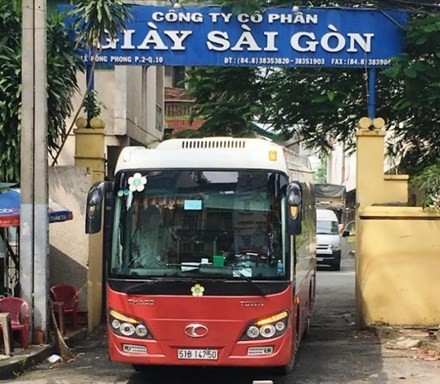 Xử phạt đơn vị cho Thành Bưởi thuê đất làm bãi xe Xử phạt đơn vị cho Thành Bưởi thuê đất làm bãi xe