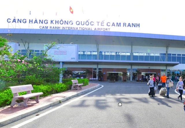 Máy bay hạ cánh nhầm đường băng tại Cam Ranh Sân bay Cam Ranh