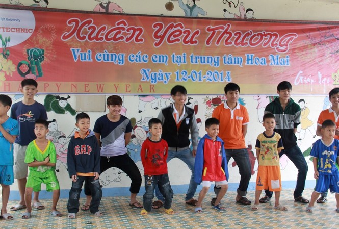 Mang ‘xuân yêu thương’ đến trẻ mồ côi Mang ‘xuân yêu thương’ đến trẻ mồ côi