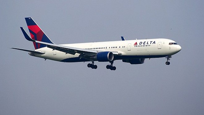 Máy bay Mỹ hạ cánh khẩn vì hành khách đe dọa Một máy bay của hãng hàng không Delta Airlines.