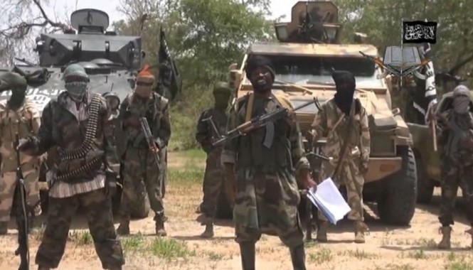 Phiến quân Hồi giáo thảm sát 70 người tại Cameroon Các tay súng Boko Haram. Ảnh: France 24
