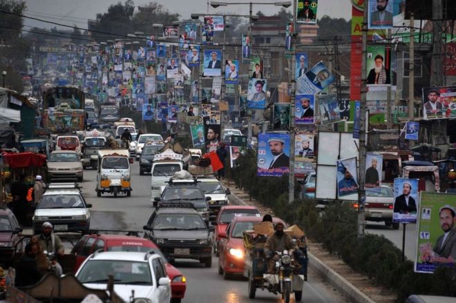 Nhân viên cứu trợ Úc bị bắt cóc tại Afghanistan Thành phố Jalalabad gần biên giới với Pakistan, nơi có nhiều nhóm phiến quân hoạt động.