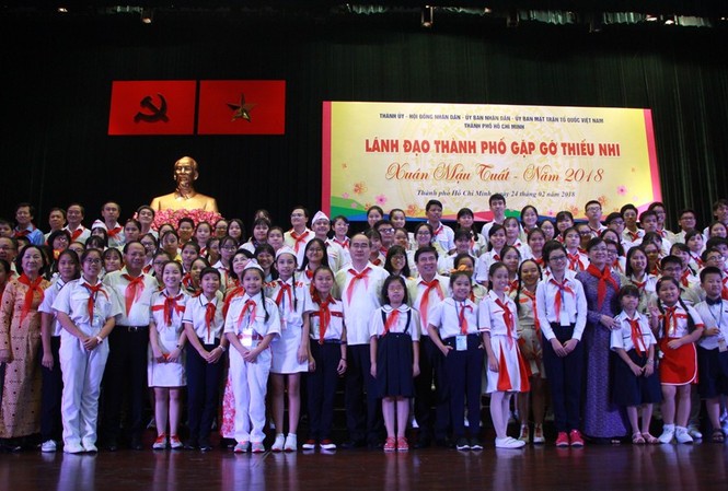 Lãnh đạo TPHCM 'đặt hàng' học sinh Lãnh đạo TPHCM 'đặt hàng' học sinh