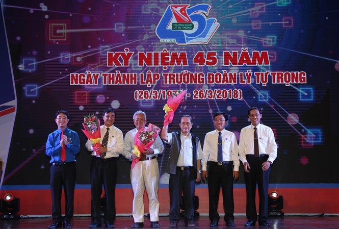 Trường Đoàn Lý Tự Trọng tròn 45 năm Trường Đoàn Lý Tự Trọng tròn 45 năm