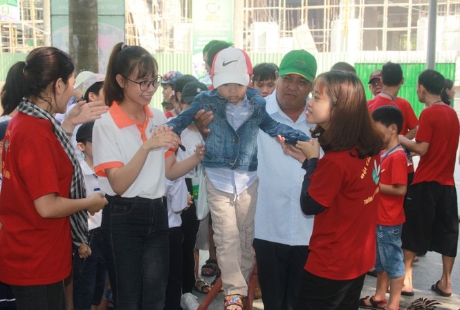 7.000 người khuyết tật gặp gỡ tại ngày hội Thiện tâm nhân ái 2018 7.000 người khuyết tật gặp gỡ tại ngày hội Thiện tâm nhân ái 2018