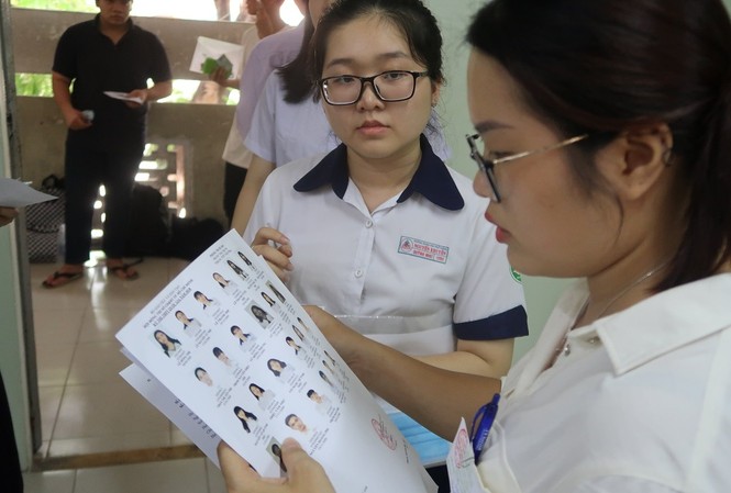 Điểm thi THPT quốc gia ở TPHCM có nhiều bất ngờ Điểm thi THPT quốc gia ở TPHCM có nhiều bất ngờ