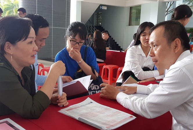Điểm chuẩn trường ĐH Kinh tế Luật TPHCM và trường ĐH Nguyễn Tất Thành Điểm chuẩn trường ĐH Kinh tế Luật TPHCM và trường ĐH Nguyễn Tất Thành