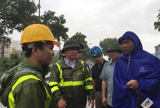 Phó Chủ tịch TP Hà Nội chỉ đạo khẩn trương khắc phục hậu quả mưa bão Phó Chủ tịch TP Hà Nội chỉ đạo khẩn trương khắc phục hậu quả mưa bão