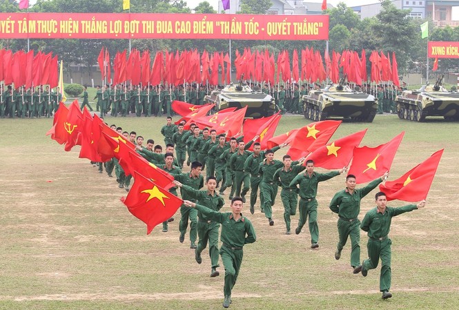 450 đại biểu chính thức dự Đại hội Đoàn toàn quân Đại hội Đoàn TNCS Hồ Chí Minh Quân đội lần thứ IX là đợt sinh hoạt chính trị sâu rộng của tuổi trẻ toàn quân. Ảnh: Nguyễn Minh