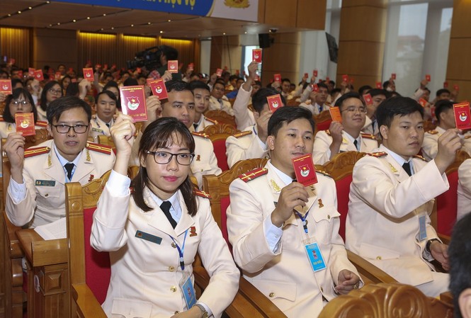 Tuổi trẻ Công an vì dân phục vụ Tuổi trẻ Công an vì dân phục vụ