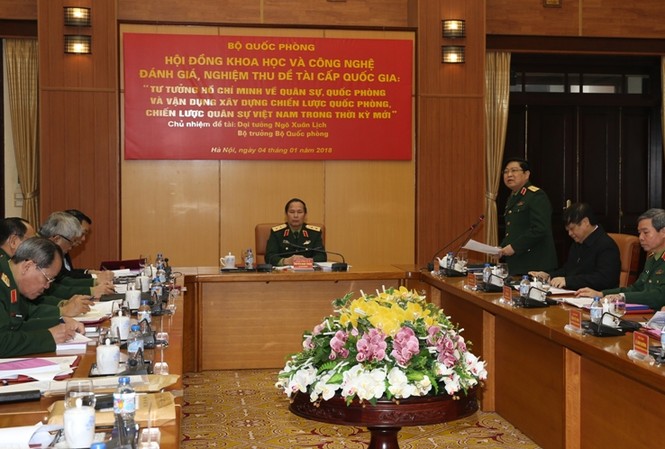 Vận dụng tư tưởng Hồ Chí Minh về quân sự, quốc phòng Vận dụng tư tưởng Hồ Chí Minh về quân sự, quốc phòng