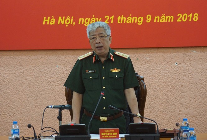 Ra mắt Tổ liên ngành tham gia gìn giữ hòa bình Thượng tướng Nguyễn Chí Vịnh, Thứ trưởng Bộ Quốc phòng chủ trì phiên họp, sáng 21/9