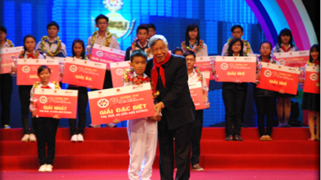 Sắp ra mắt cuộc thi trò chơi giáo dục có giải thưởng “khủng” Cuộc thi “Chinh Phục Vũ Môn” hứa hẹn sẽ gặt hái nhiều thành công
tương tự cuộc thi viết “Ý tưởng sáng tạo về trò chơi giáo dục” năm 2013