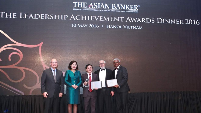 Tổng Giám đốc MB nhận giải thưởng “Thành tựu lãnh đạo” của Asian Banker Tổng Giám đốc MB nhận giải thưởng “Thành tựu lãnh đạo” của Asian Banker