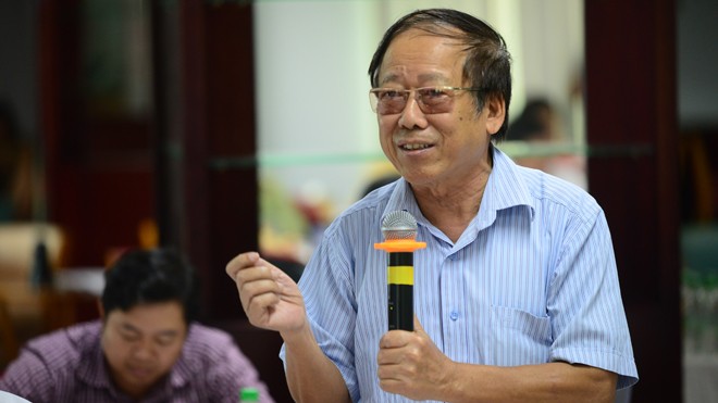 “Bán cà phê thì nói cà phê, đừng treo đầu dê bán thịt chó” “Bán cà phê thì nói cà phê, đừng treo đầu dê bán thịt chó”