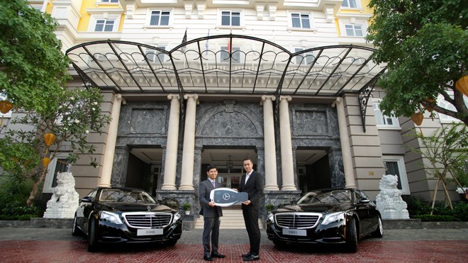 Mercedes-Benz Việt Nam bàn giao S 500 L cho khách sạn Royal Hội An Mercedes-Benz Việt Nam bàn giao S 500 L cho khách sạn Royal Hội An