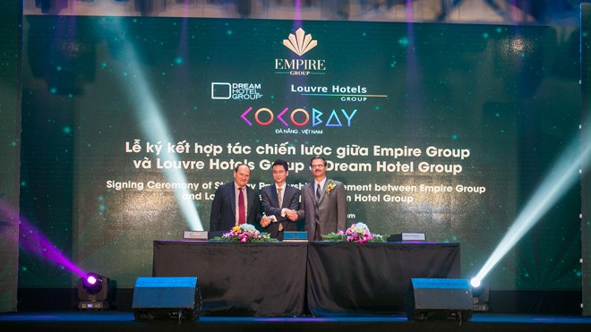 Ra mắt hệ thống vận hành quản lý khách sạn Empire Hospitality Lễ ký kết hợp tác chiến lược giữa Empire Group và Louvre Hotel Group & Dream Hotel Group