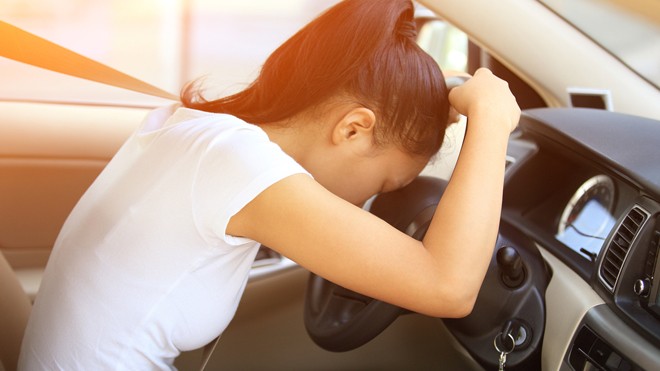 “Ngồi sau vô lăng” không còn là nghề của riêng nam giới Tài xế nữ thường bị từ chối vì những định kiến cảm tính