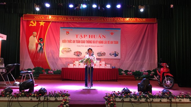 Tập huấn về an toàn giao thông và kỹ năng lái xe năm 2017 Đ/c Lộc Minh Hiệp - PBTTT Tỉnh đoàn phát biểu khai mạc lớp tập huấn