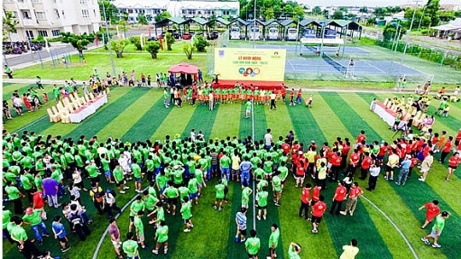 Tuổi trẻ PVCFC đi đầu xây dựng văn hóa doanh nghiệp Ngày hội làm mới bản thân ở PVCFC với chủ đề “Xanh - Đỏ - Vàng chúng ta cùng tỏa sáng”