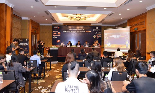 Lộ diện dàn nghệ sĩ 'nặng đô' trong Ravolution Music Festival by Jetstar Họp báo công bố Ravolution Music Festvial – Đại tiệc âm nhạc điện tử đỉnh cao tại Việt Nam