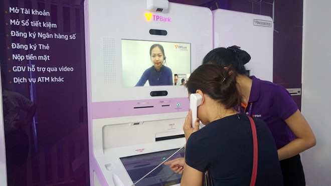 Vì sao gửi tiết kiệm qua LiveBank an toàn và hấp dẫn khách hàng? Nhiều khách hàng có xu hướng lựa chọn hình thức tiết kiệm điện tử vì lãi suất cao, nhanh chóng và an toàn