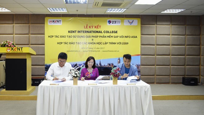 Giấc mơ xây dựng cộng đồng nhân sự 4.0 sắp thành hiện thực tại Kent Việt Nam Lễ ký kết giữa Kent Việt Nam – Info Asia trong hợp tác đào tạo sử dụng giải pháp phần mềm SAP
Và giữa Kent Việt Nam – 2359 Media Việt Nam trong hợp tác đào tạo các khóa học lập trình trên thiết bị di động.