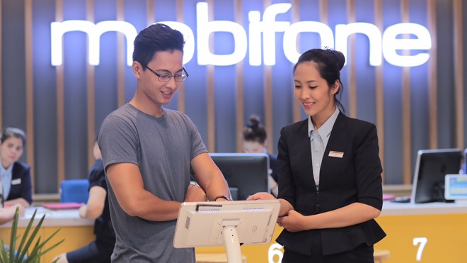 ‘Thượng đế’ được thoải mái chọn SIM đẹp trong kho MobiFone ‘Thượng đế’ được thoải mái chọn SIM đẹp trong kho MobiFone