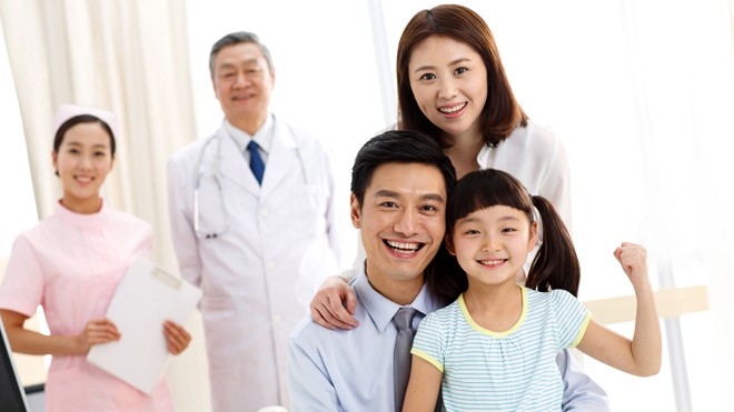 Giảm gánh nặng chi phí y tế: Cách nào? Giảm gánh nặng chi phí y tế: Cách nào?