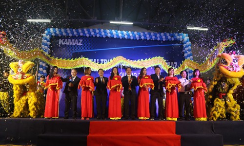 Khánh thành và khai trương Showroom ôtô Kamaz tại Quảng Trị Khánh thành và khai trương Showroom ôtô Kamaz tại Quảng Trị