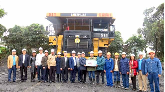 Chăm lo hơn nữa cho người lao động Chăm lo hơn nữa cho người lao động
