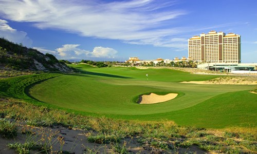 The Bluffs Hồ Tràm Strip ở thứ 35 trong 100 sân golf tốt nhất thế giới Sân golf The Bluffs Hồ Tràm Strip (Bà Rịa – Vũng Tàu)