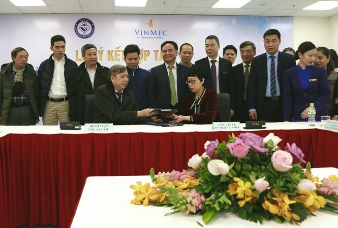 Bệnh viện Phụ sản Trung ương triển khai hợp tác với Vinmec Hạ Long Từ năm 2018-2020, Bệnh viện Phụ sản Trung ương và Bệnh viện Đa khoa Quốc tế Vinmec Hạ Long sẽ hợp tác khám, điều trị và cập nhật các phương pháp chuẩn đoán tiến tiến nhất trong lĩnh vực sản phụ khoa