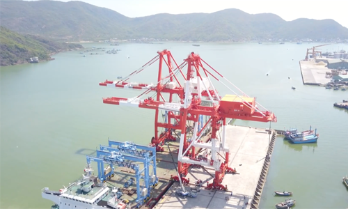 Cảng Quy Nhơn vận hành thử nghiệm hệ thống cẩu trục 200 tỷ đồng Cảng Quy Nhơn vận hành thử nghiệm hệ thống cẩu trục 200 tỷ đồng