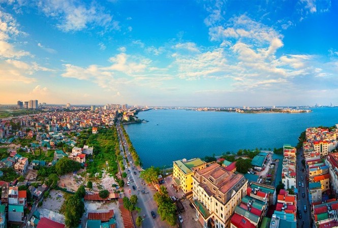 BĐS Hồ Tây trong mắt người nước ngoài Có một cộng đồng lớn người nước ngoài đang sinh sống và làm việc tại khu Hồ Tây