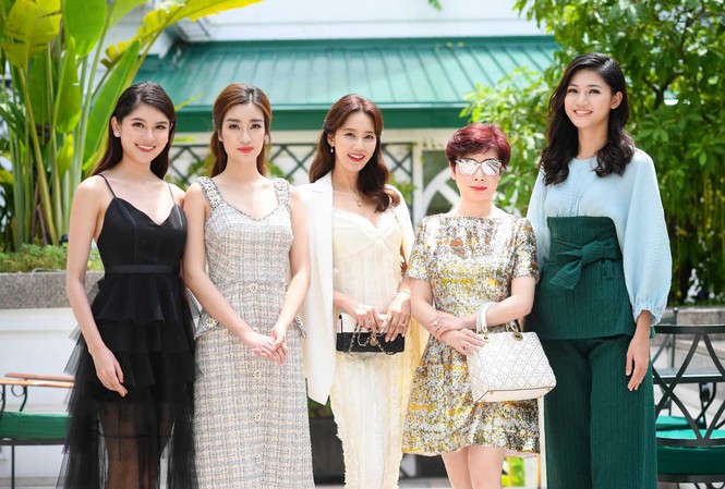 Thanh Hằng Beauty Medi: Nét đẹp tỏa sáng đến từ sức khỏe trong cơ thể Đồng hành cùng HHVN nhiều mùa liên tiếp, Thanh Hằng Beauty Medi là cơ sở làm đẹp uy tín và tin cậy đối với nhiều ngôi sao và Hoa hậu.