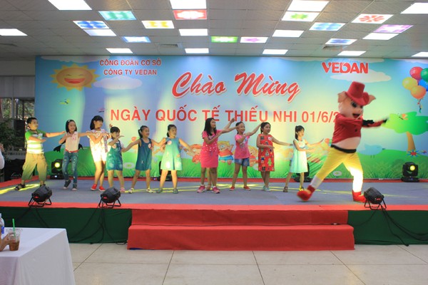 Rộn ràng niềm vui trong Ngày Tết thiếu nhi tại Vedan Việt Nam Rộn ràng niềm vui trong Ngày Tết thiếu nhi tại Vedan Việt Nam