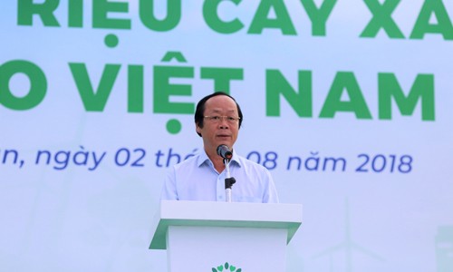 Uống nước nhớ nguồn, Vinamilk trồng 10.000 cây xanh Ông Võ Tuấn Nhân - Thứ trưởng Bộ Tài nguyên và Môi trường phát biểu tại chương trình